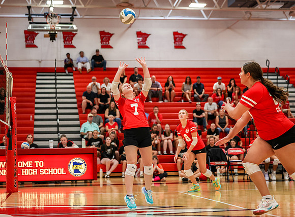 64 Centennial vs Cambridge-Isanti Girls 9A Volleyball