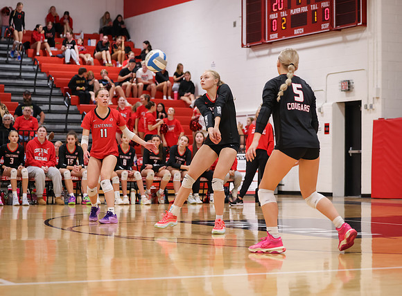 Centennial vs Hopkins Girls Varsity Volleyball 89