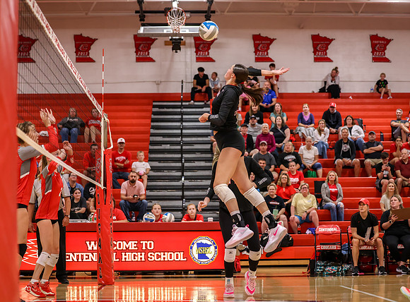 Centennial vs Duluth East Varsity Volleyball 140