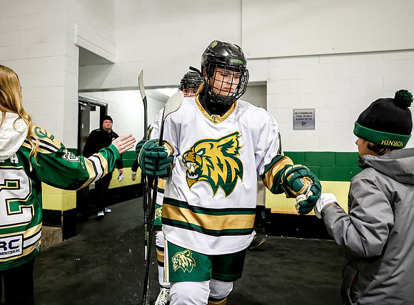 Chisago vs Rogers Varsity Hockey 256