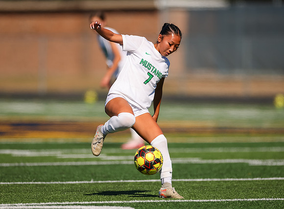 Mounds View vs Mahtomedi Girls Varisty Soccer 31