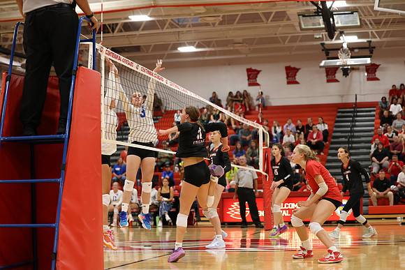 Centennial vs Cambridge-Isanti Girls Varsity Volleyball 166