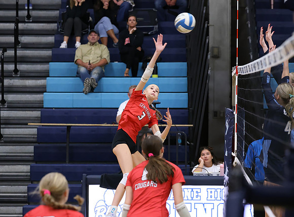 Centennial vs Blaine Girls Varsity Volleyball 185