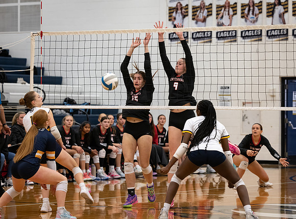 Centennial vs Totino-Grace Girls Varsity Volleyball 171