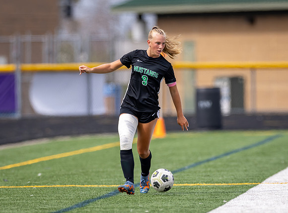 Mounds View vs Blaine Varsity Soccer 217