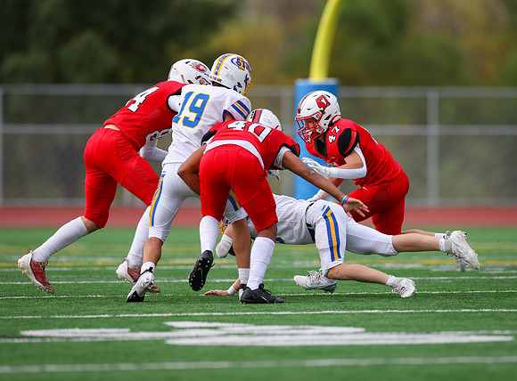 Centennial vs STMA JV Football 125