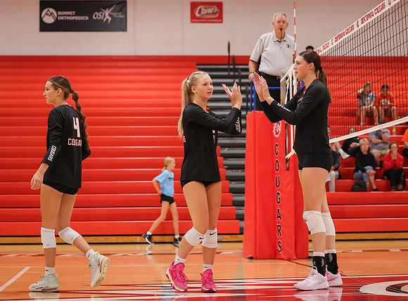 Centennial vs Osseo Girls Varsity Volleyball 105