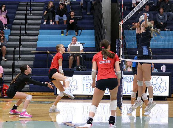Centennial vs Blaine Girls Varsity Volleyball 219