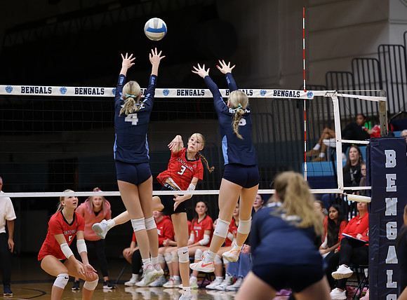 Centennial vs Blaine Girls Varsity Volleyball 149