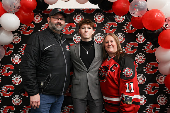 Centennial vs St Cloud Hockey 21