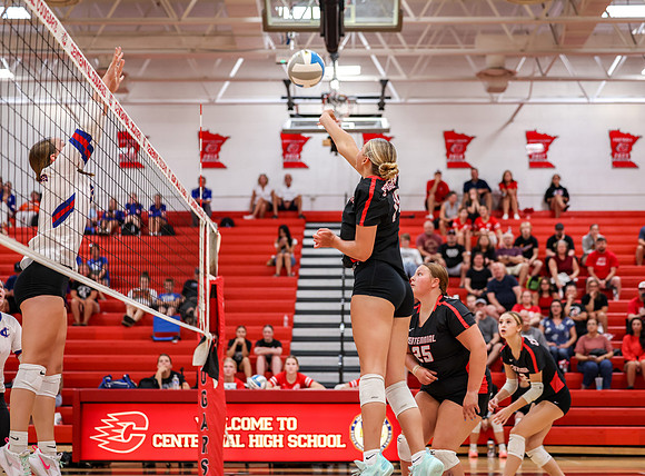 965 Centennial vs Cambridge-Isanti Girls JV Volleyball